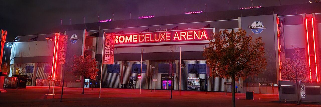 Home Deluxe Arena